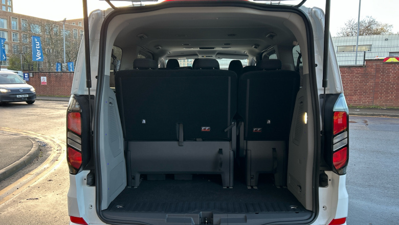 Ford Tourneo Custom 320 L1 Diesel Fwd 2.0 EcoBlue 136ps H1 Titanium 8 seater Auto